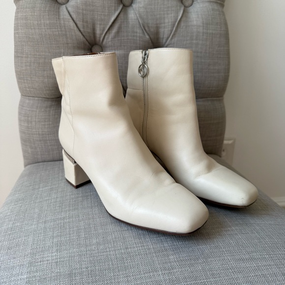 Franco Sarto Womens Marquee Leather Square Toe Ankle Bootie Sz 8.5 Ivory‎ White - Picture 2 of 11